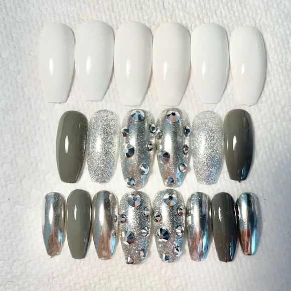 Winter vibes gel press-on nails - Picture 13 of 13